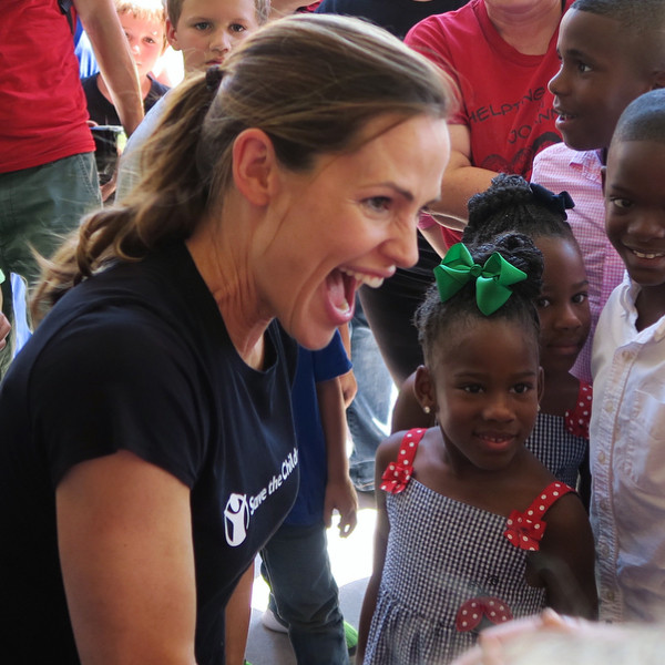 Jennifer Garner Pens Touching Message After Visiting Children Affected by Hurricane Harvey