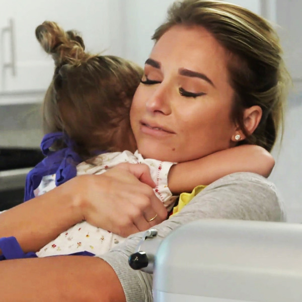 Jessie James Decker's Daughter Vivianne Proves She's a Mama's Girl in Adorable <i>Eric & Jessie</i> Sneak Peek