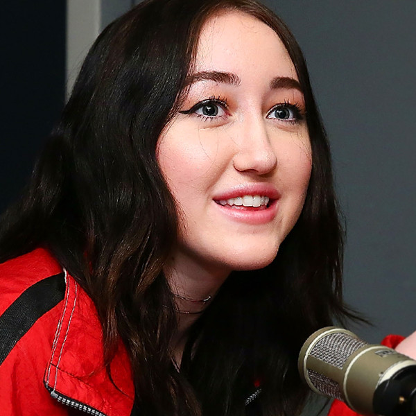 You're Doing It Wrong: Noah Cyrus' Makeup Artist's Makeup Tips for Fall