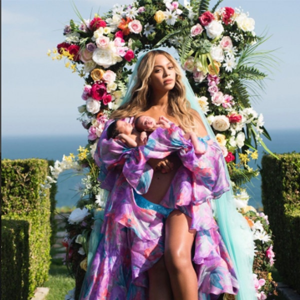 ESC: Beyonce-Inspired Maternity Halloween Outfits
