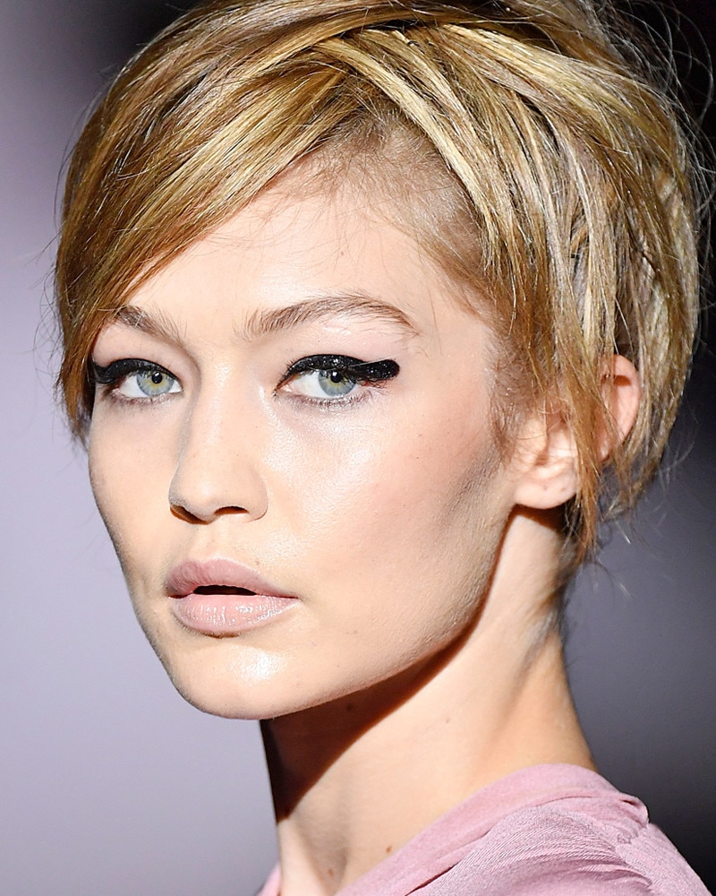 ESC: Best Beauty NYFW, Tom Ford, Gigi Hadid, Thumbprint Eyeliner