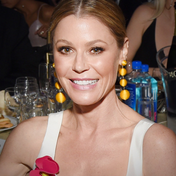 Julie Bowen's Hairstylist Uses the Coolest Leave-In Conditioner