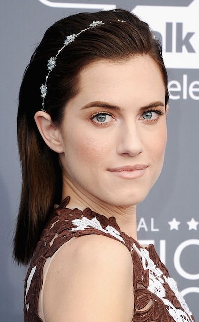 ESC: Drugstore Beauty, Critics Choice, Allison Williams