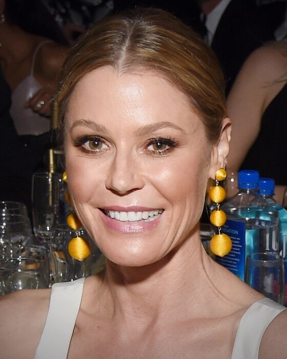 ESC: Julie Bowen ESC: Julie Bowen