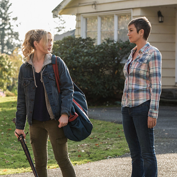 <i>Wayward Sisters</i> Debuts: We're Here For This Girl-Powered <i>Supernatural</i> Spinoff