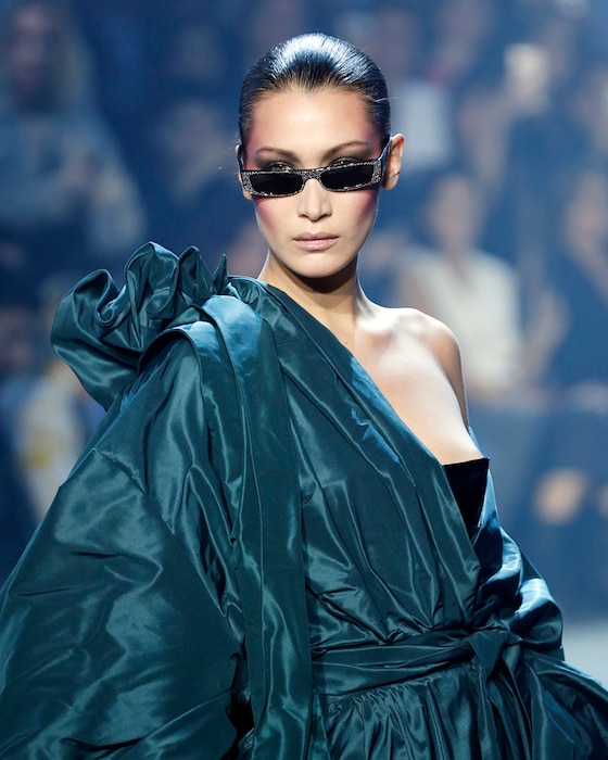 ESC: Bella Hadid, Alexandre Vauthier Spring Summer 2018 ESC: Bella Hadid, Alexandre Vauthier Spring Summer 2018