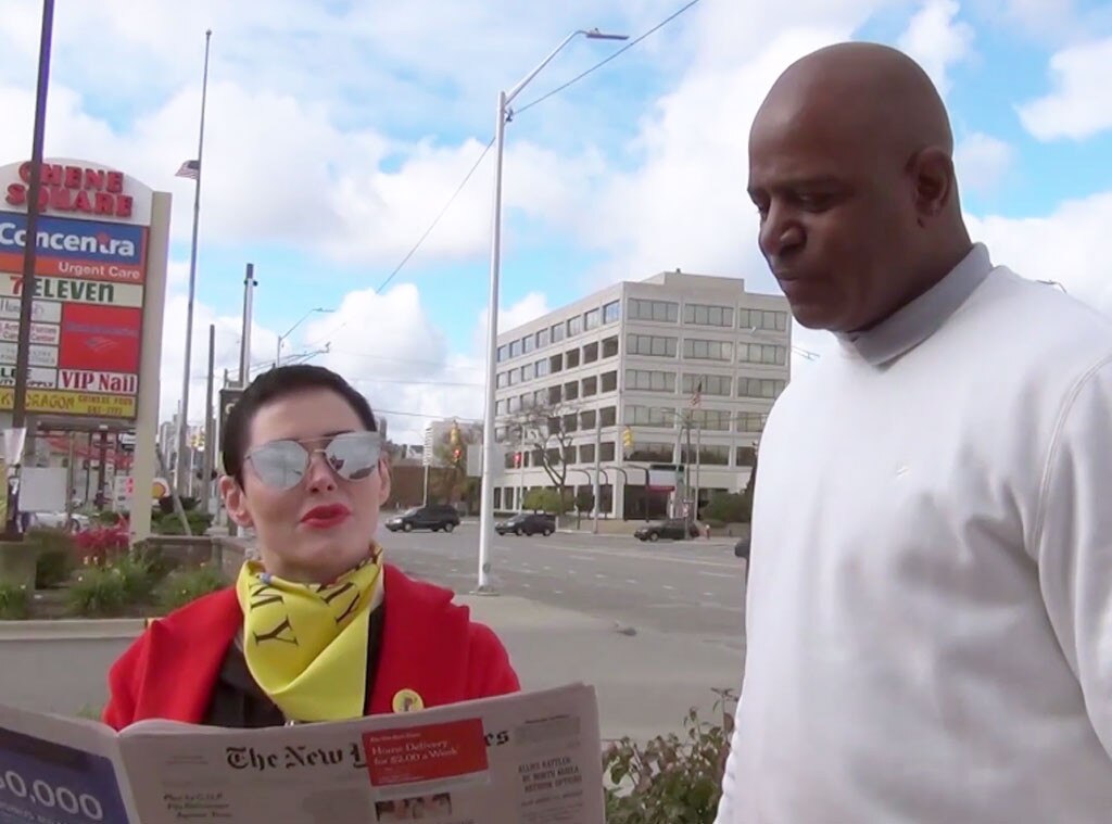 Rose McGowan Lists Los Angeles Contemporary