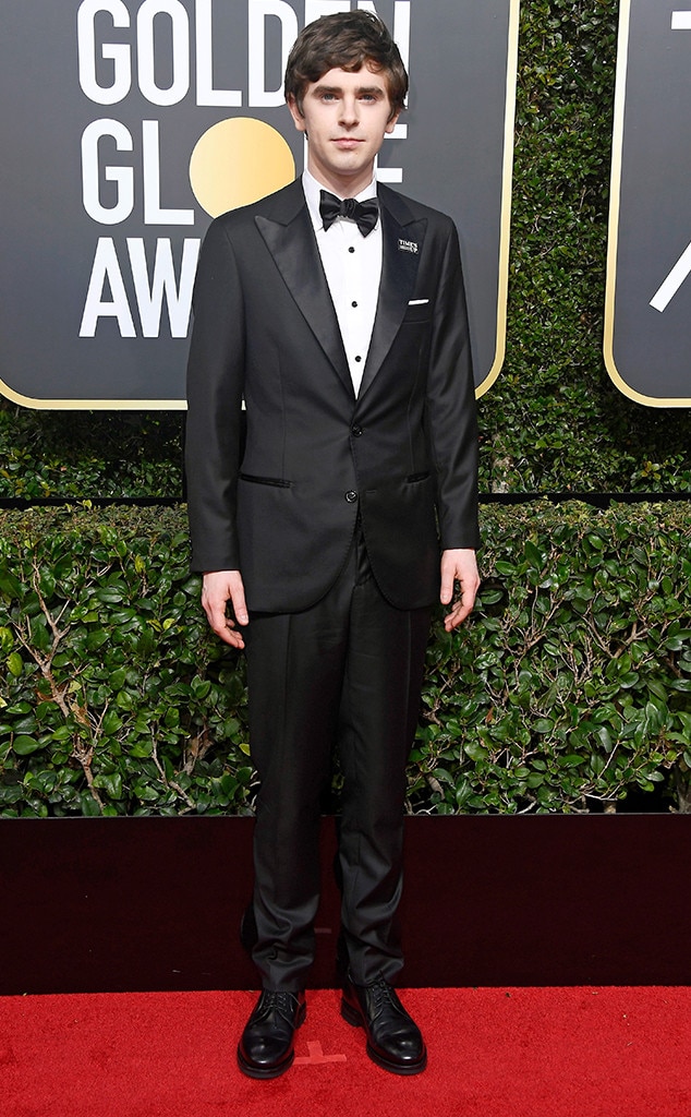 Freddie Highmore, 2018 Golden Globes, Red Carpet Fashions