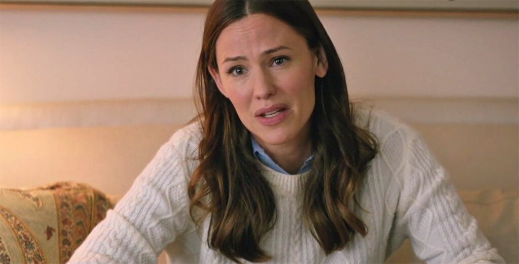 Jennifer Garner Moved Nick Robinson to Tears on Love, Simon Set | E! News