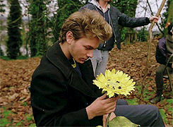 Emma Kenney E!Q, River Phoenix GIF