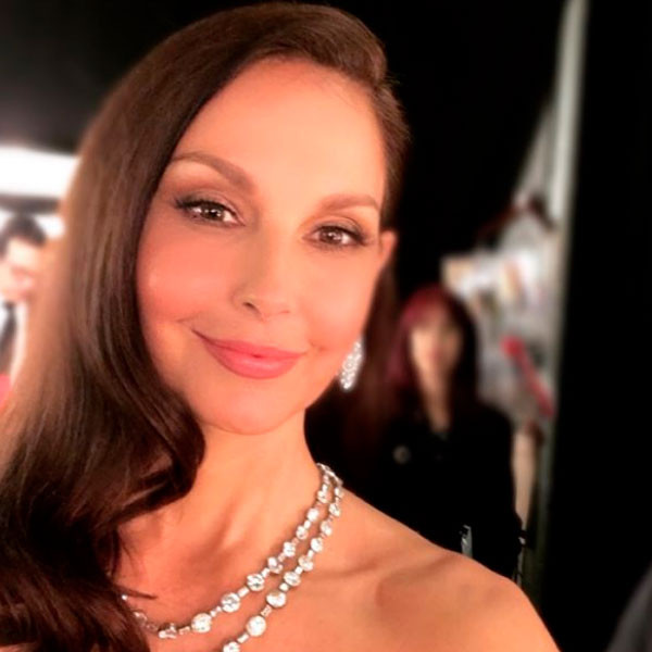 Ashley Judd from 2018 Oscars: Instagrams & Twitpics | E! News