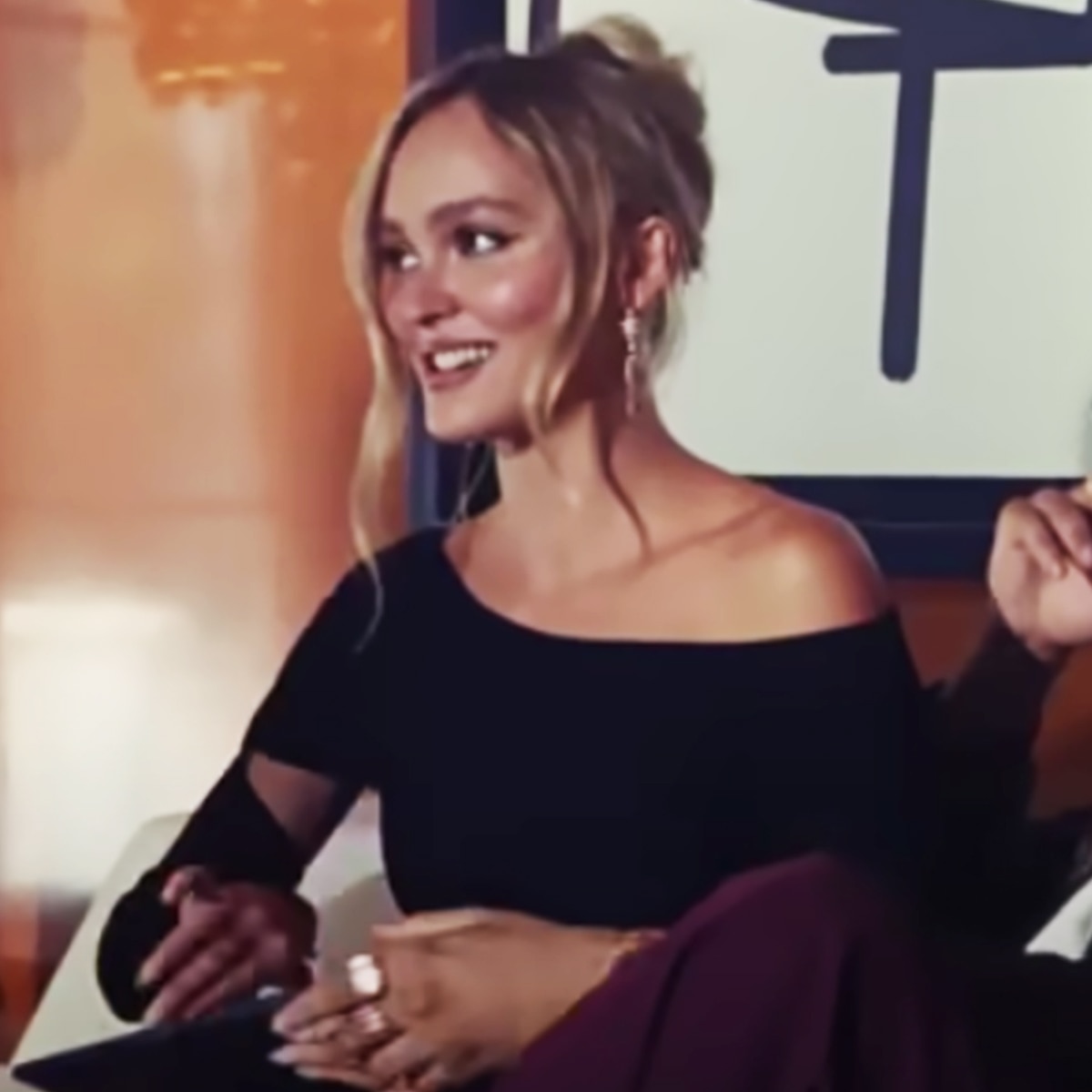 Lily&Rose Depp Defends The Idol&apos;s "Fearless" Sex Scenes