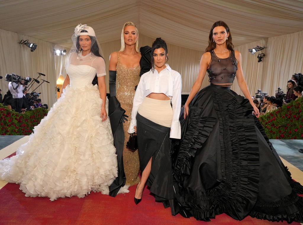 Kylie Jenner, Khloe Kardashian, Kourtney Kardashian, Kendall Jenner, 2022 MET Gala, Red Carpet Fashion