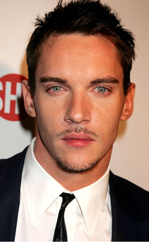 Jonathan Rhys Meyers Busted for Another Airport Kerfuffle | E! News