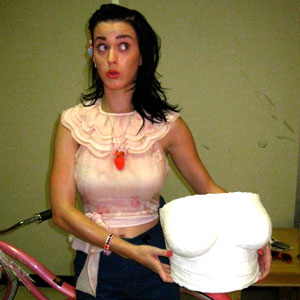 Katy Perry Shows Off Her Breasts E News 