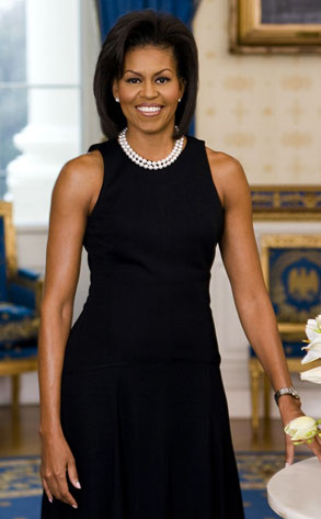 Michelle obama black and white dress the top view