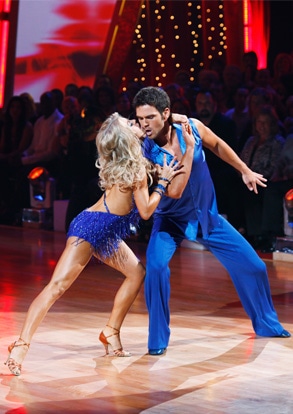 Julianne Hough, Chuck Wicks Dancing with the Stars