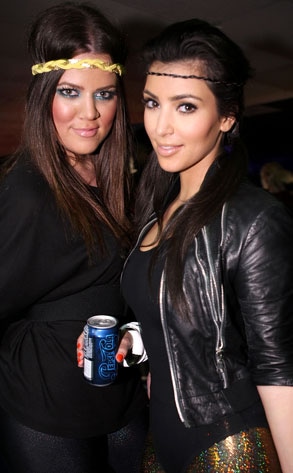 Khloe Kardashian, Kim Kardashian