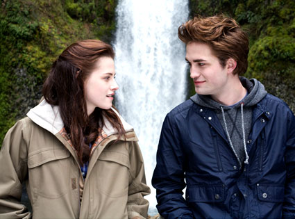 Love at First Smell from Edward Cullen & Bella Swan: Romance Rewind | E ...