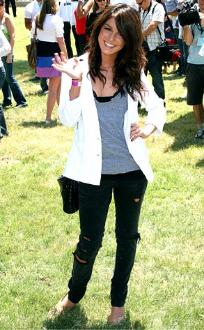 Shenae Grimes