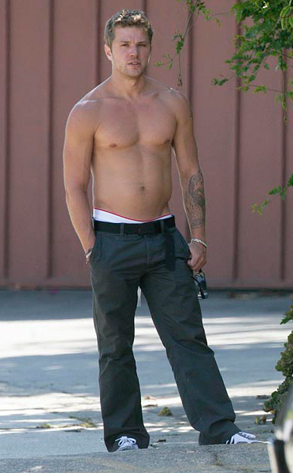 Ryan Phillippe From The Big Picture Todays Hot Photos E News Canada