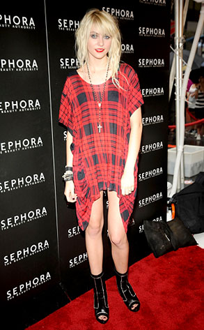 Photo #83671 from Fashion Spotlight: Taylor Momsen | E! News