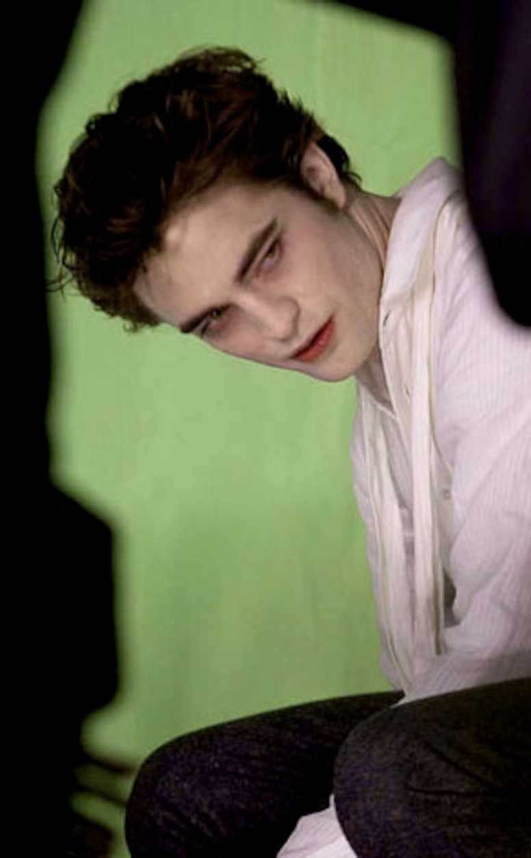 Robert Pattinson, Behind the Scenes, New Moon
