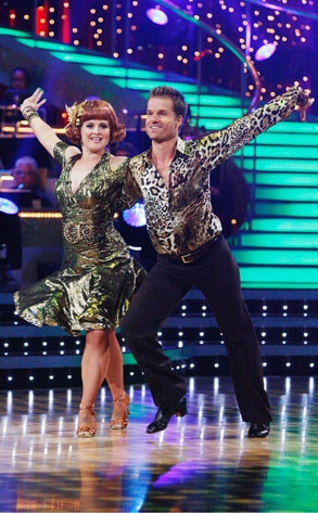 DANCING WITH THE STARS, DWTS, KELLY OSBOURNE, LOUIS VAN AMSTEL