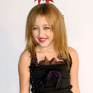 Fashion Police Miley Cyrus 9 Year Old Sister Wears Questionable Halloween Costumes E News Uk