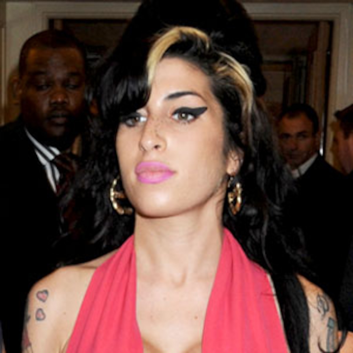 photo Amy Winehouse Death Bed amy winehouse died alone in bed says