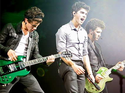 Nick Jonas, Joe Jonas, Kevin Jonas, The Jonas Brothers