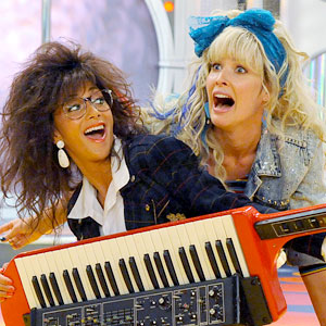 Himym Robin Sparkles Returns For Some Naughty Fun With Nicole