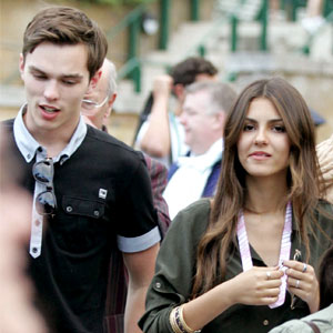 Nicholas Hoult, Victoria Justice