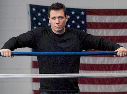Lights Out, Holt McCallany