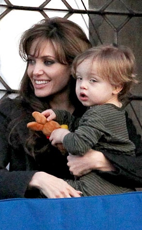 Angelina Jolie, Knox