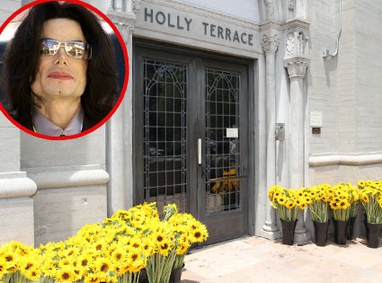 Michael Jackson, Forest Lawn Cemetery, Sunflowers 
