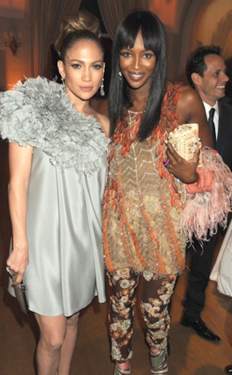 Jennifer Lopez, Naomi Campbell