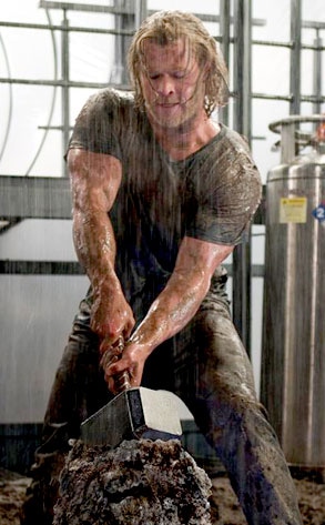 Chris Hemsworth, Thor