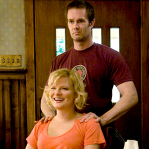 Raising Hope Renewed for Second Season; Stars Ready for Keg Stand - E