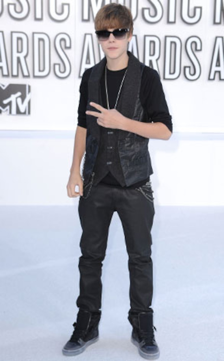 Photos from Justin Bieber: What's the Appeal? - E! Online