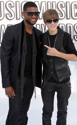 Justin Bieber and Usher from 2010 MTV VMAs: Red Carpet Arrivals | E! News