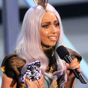 Lady Gaga Eminem Dominate The Vmas While Taylor And Kanye Keep