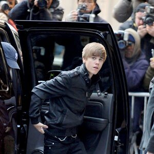 Justin Bieber's Bodyguard Off The Hook For Alleged Assault Of Paparazzo