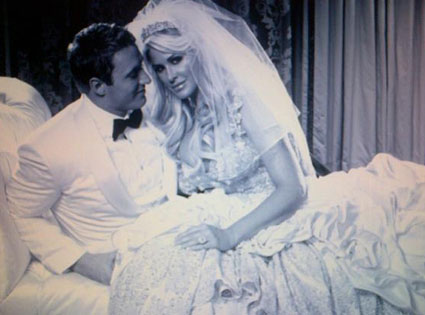 Kim Zolciak s Wedding Photo Is Everything You Expected It to Be