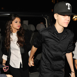 <b>Selena</b> <b>Gomez</b> and <b>Justin</b> <b>Bieber</b> Still Going Strong, Stay Cozy in Belfast - E...