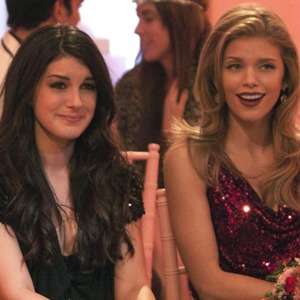 Shenae Grimes, Annalynne McCord, 90210