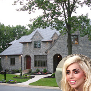 So True So False Is Lady Gaga Really House Hunting With Her Boyfriend In Pennsylvania E Online
