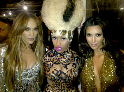 Kim Kardashian Jennifer Lopez And Nicki Minaj From 2011 Grammy Awards Twitpics E News