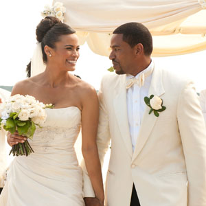 Review: Jumping the Broom a Royally Awful Wedding Movie | E! News