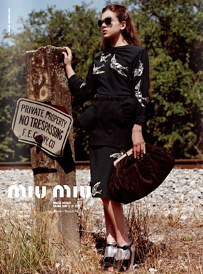 First Look Hailee Steinfeld S New Miu Miu Ad E Online